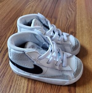 Toddler Nike blazer shoes